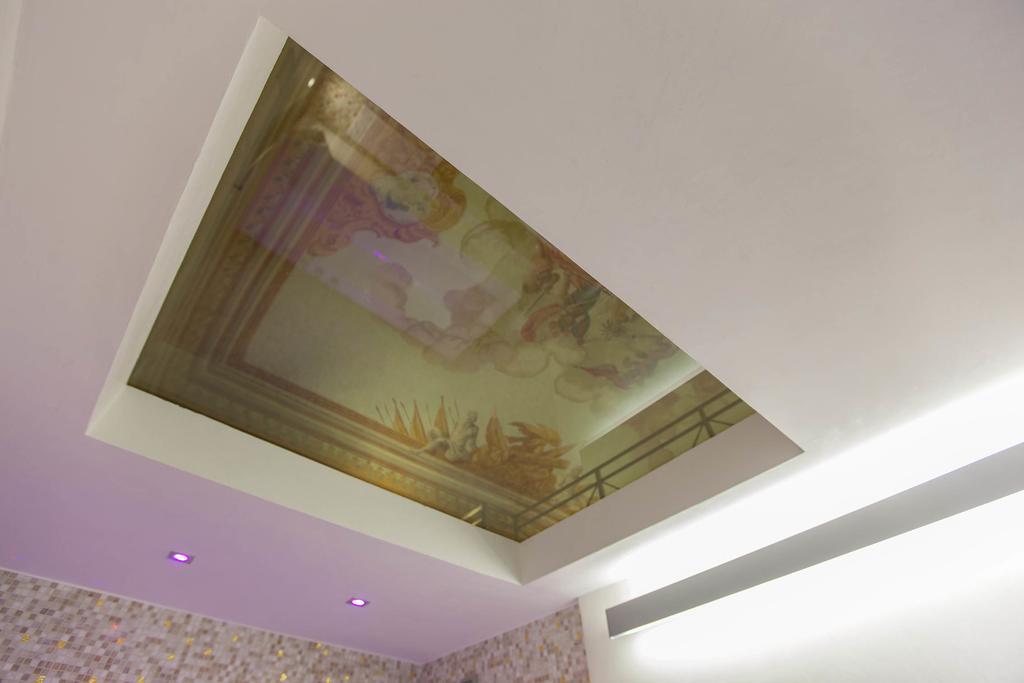 Deluxe Double Room steam bath