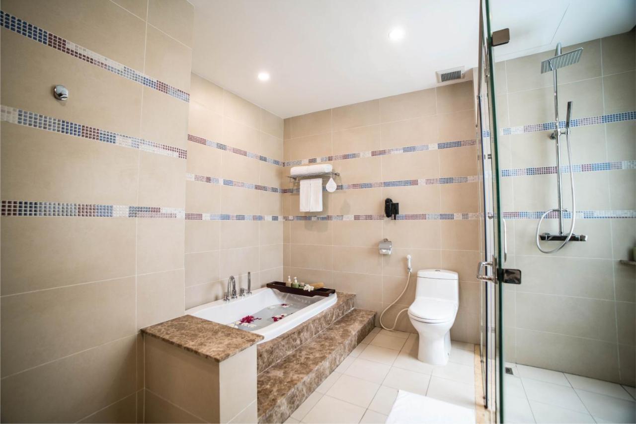 Comfort Double Room with Balcony - Complimentary Minibar in room
