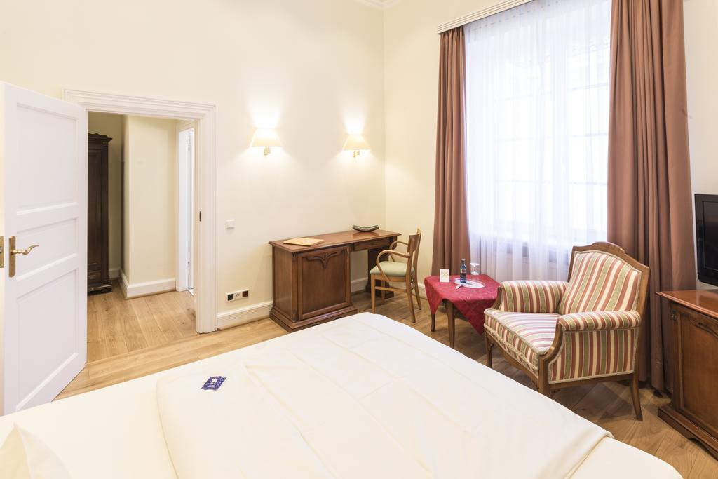 Superior Single Room