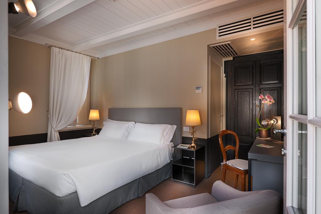 Double or Twin Room Courtyard View