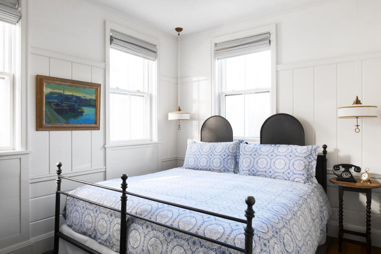 Federal Suite