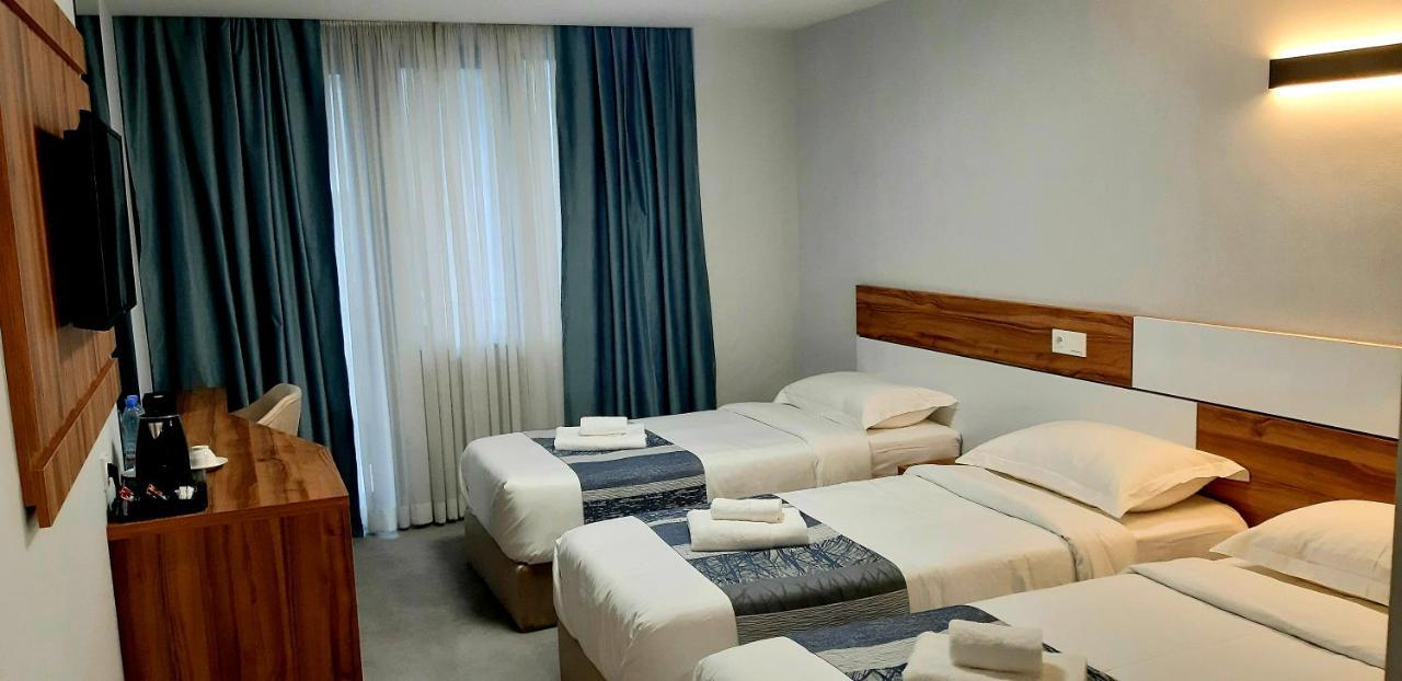 Triple Room Balcony