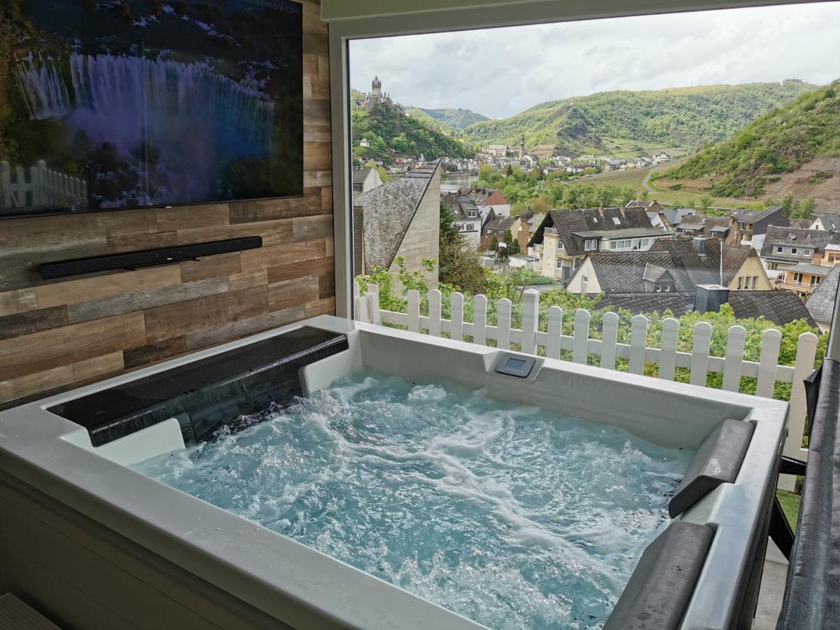 King Room Spa Bath
