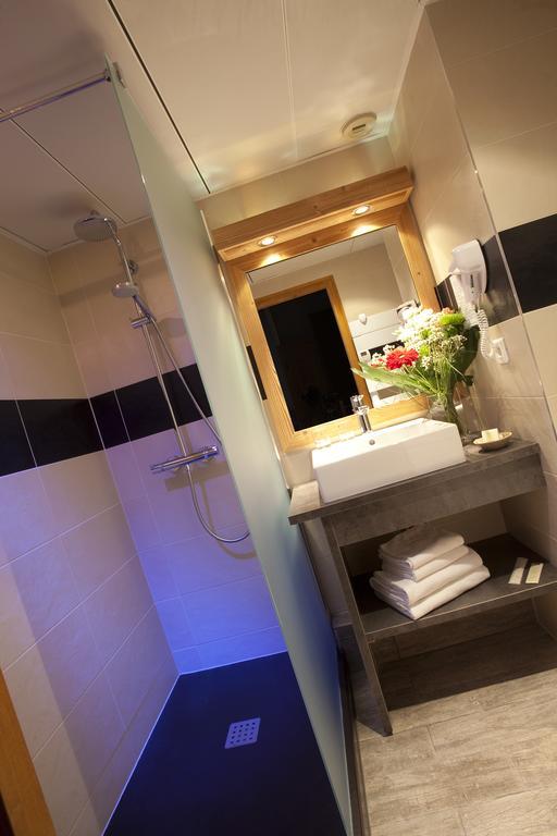 Chambre Double Club avec Balcon - Vue sur Lac
