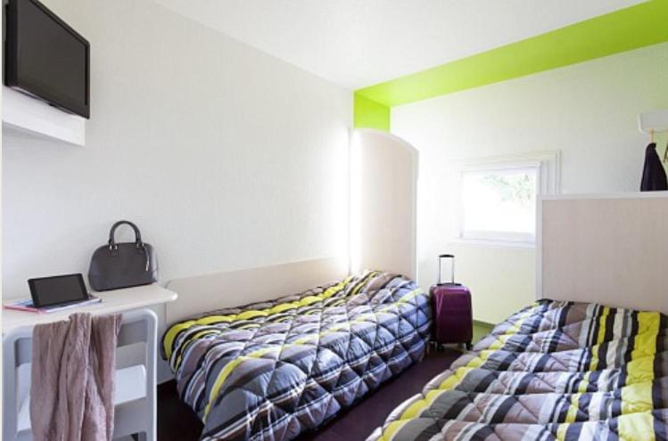 Twin Room,951472108:JPEG