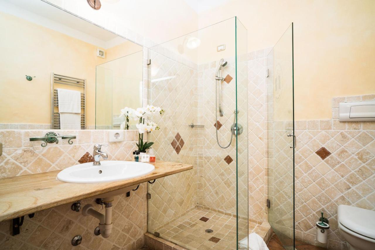 Junior Suite with Balcony,1275137977:JPEG