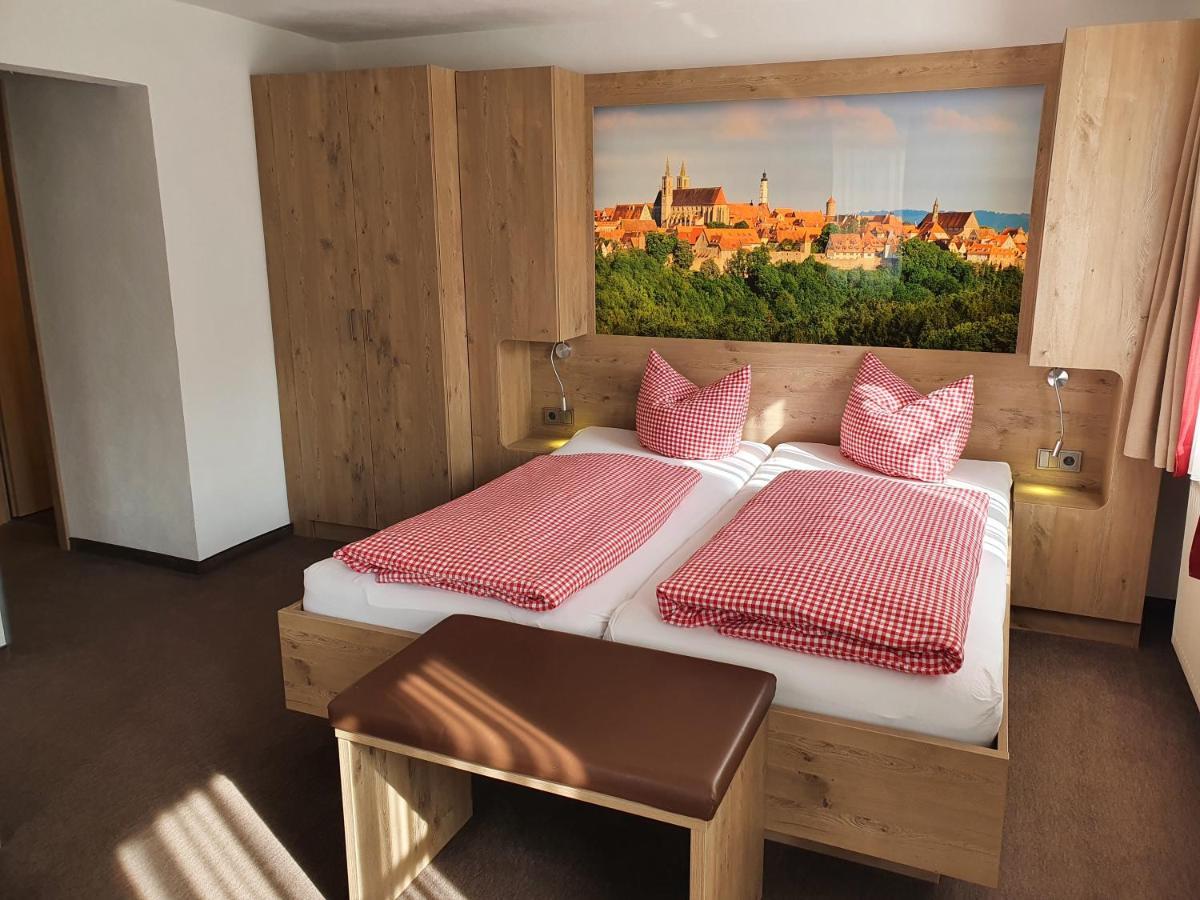 Dreibettzimmer