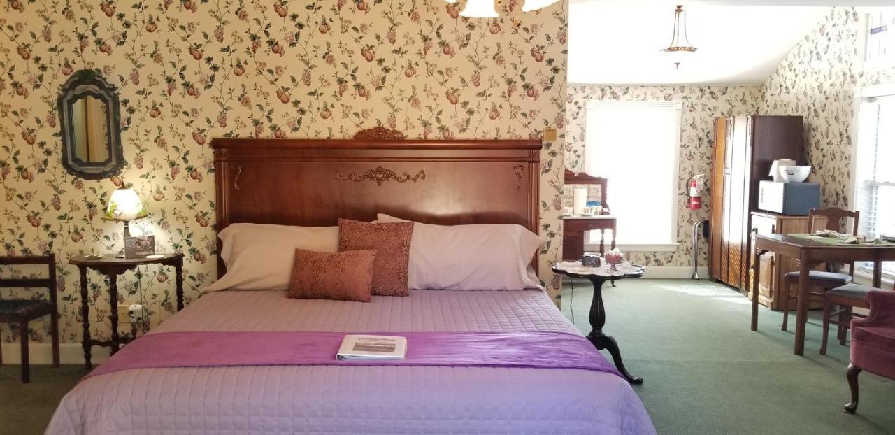 Magnolia Suite