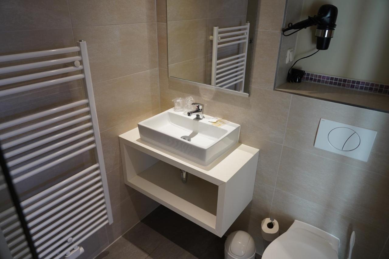 One-Bedroom Apartment ST3