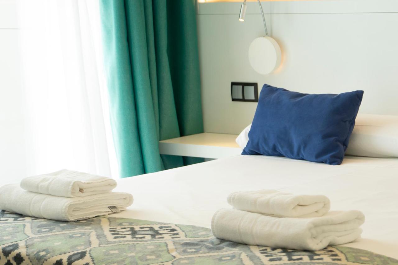 Deluxe Double Room Side Sea View