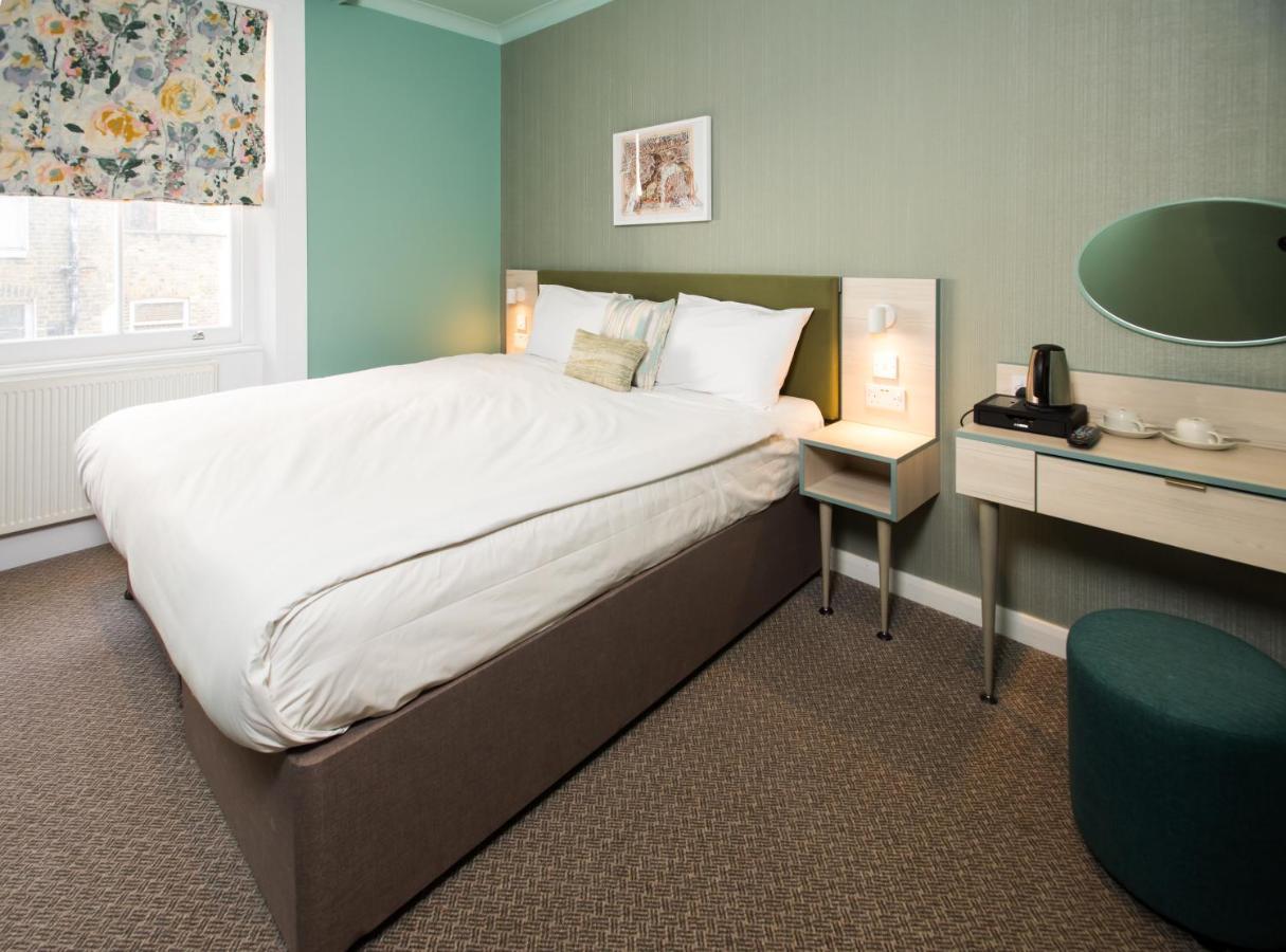 Double Room Private Bathroom