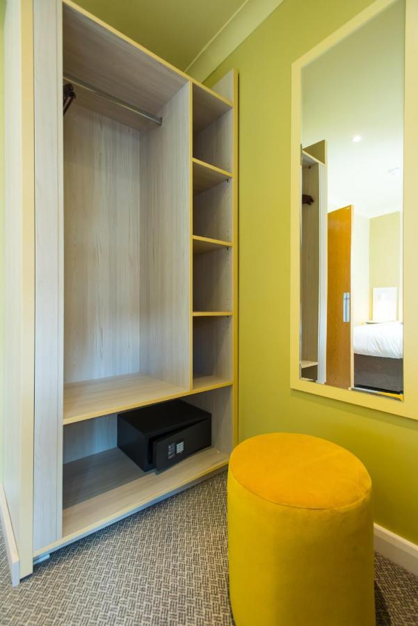 Double Room Private Bathroom