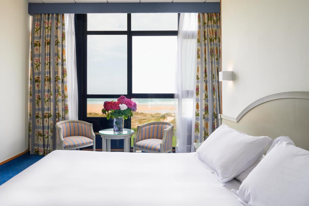 Double or Twin Room Sea View