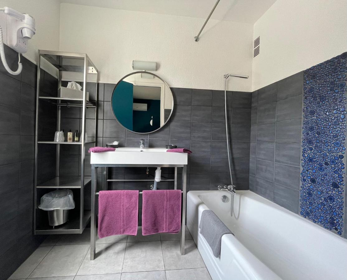 Budget Double Room Street View