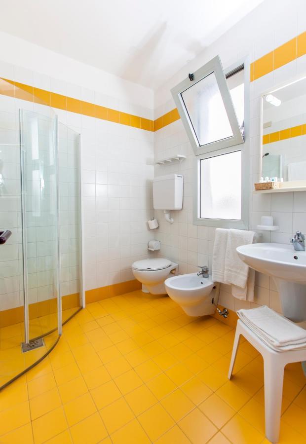 Basic Triple Room