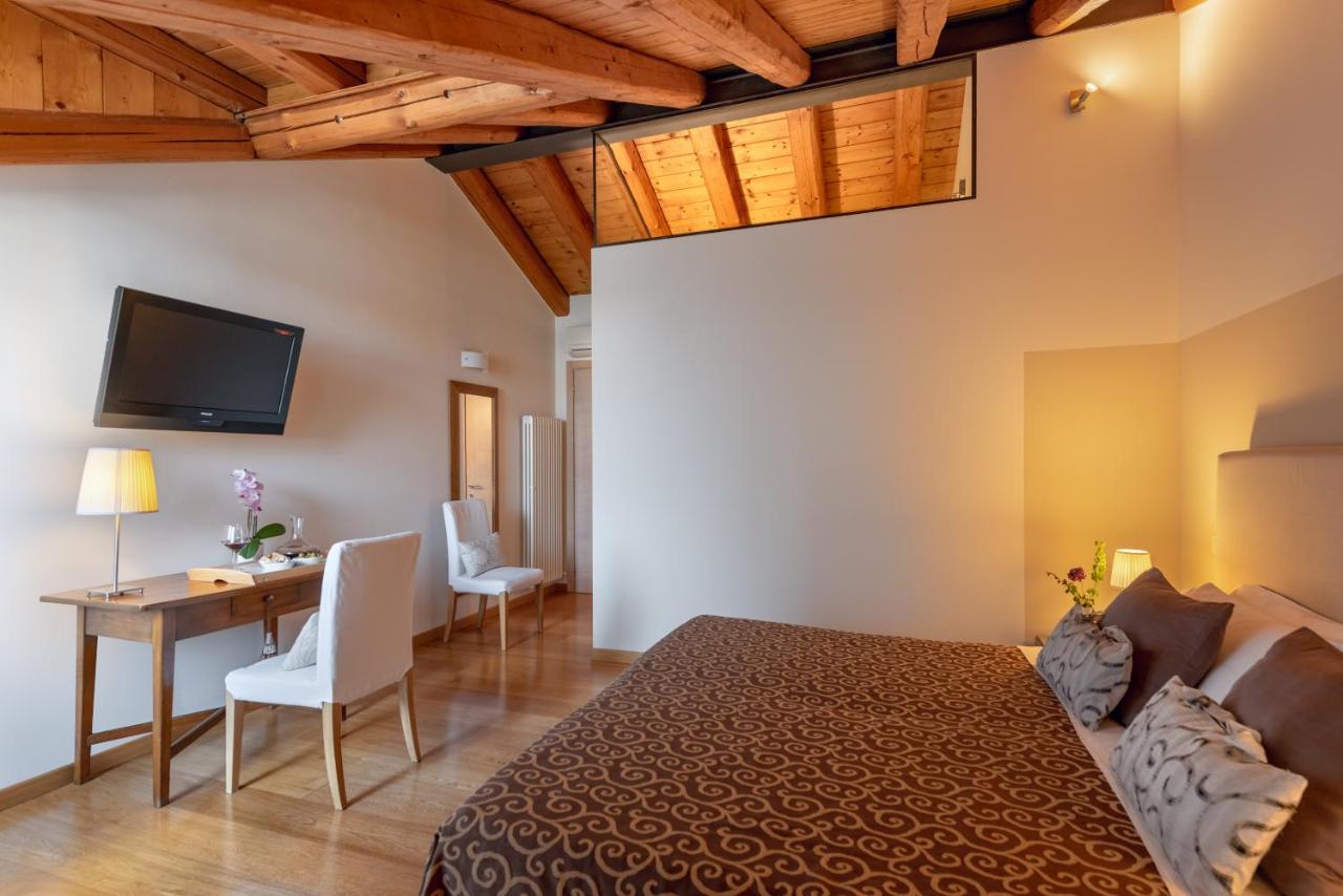 Comfort Double or Twin Room