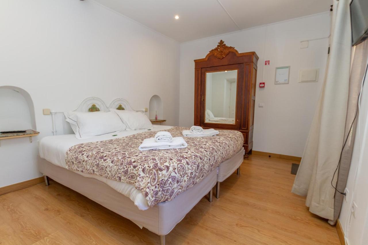 One-Bedroom Apartment (2 Adults),128083677:JPEG