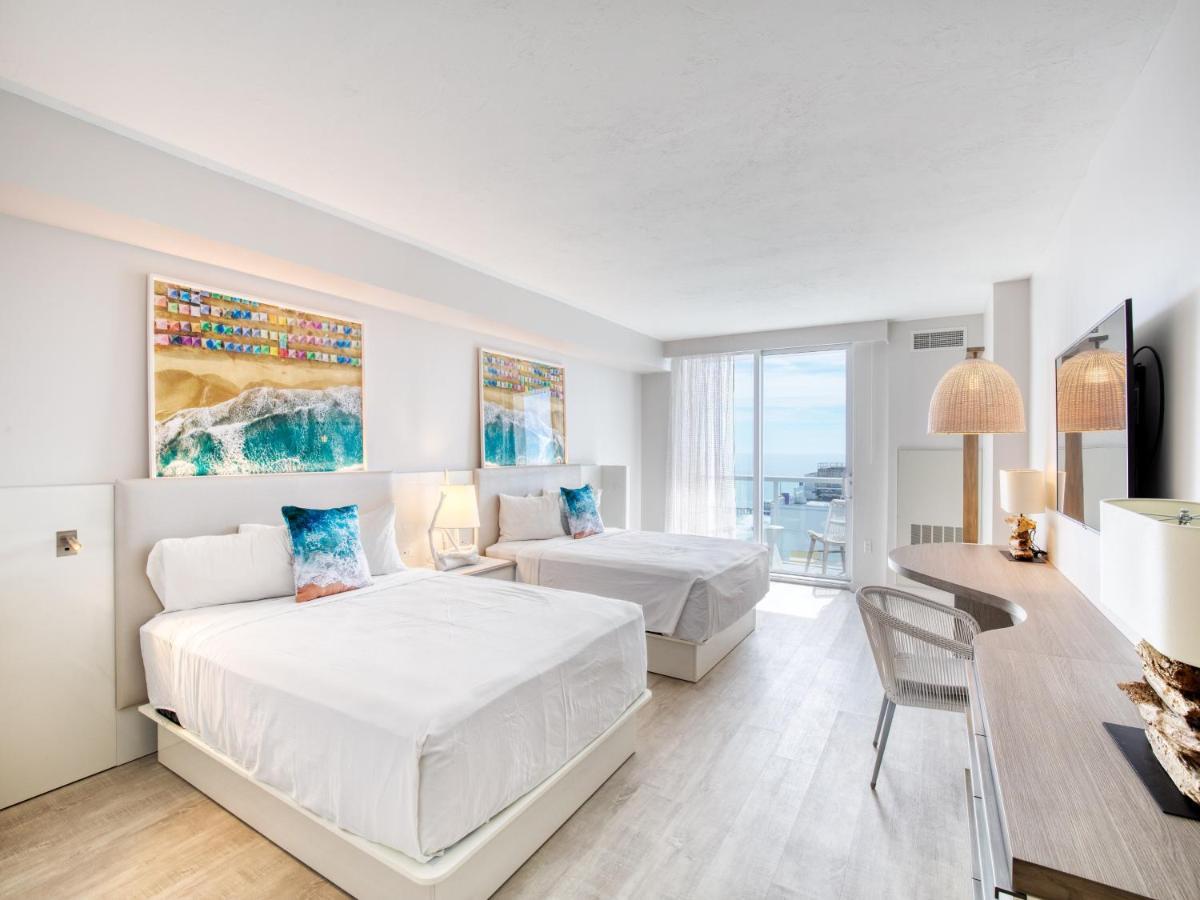 Standard Queen Room with Two Queen Beds and Ocean View