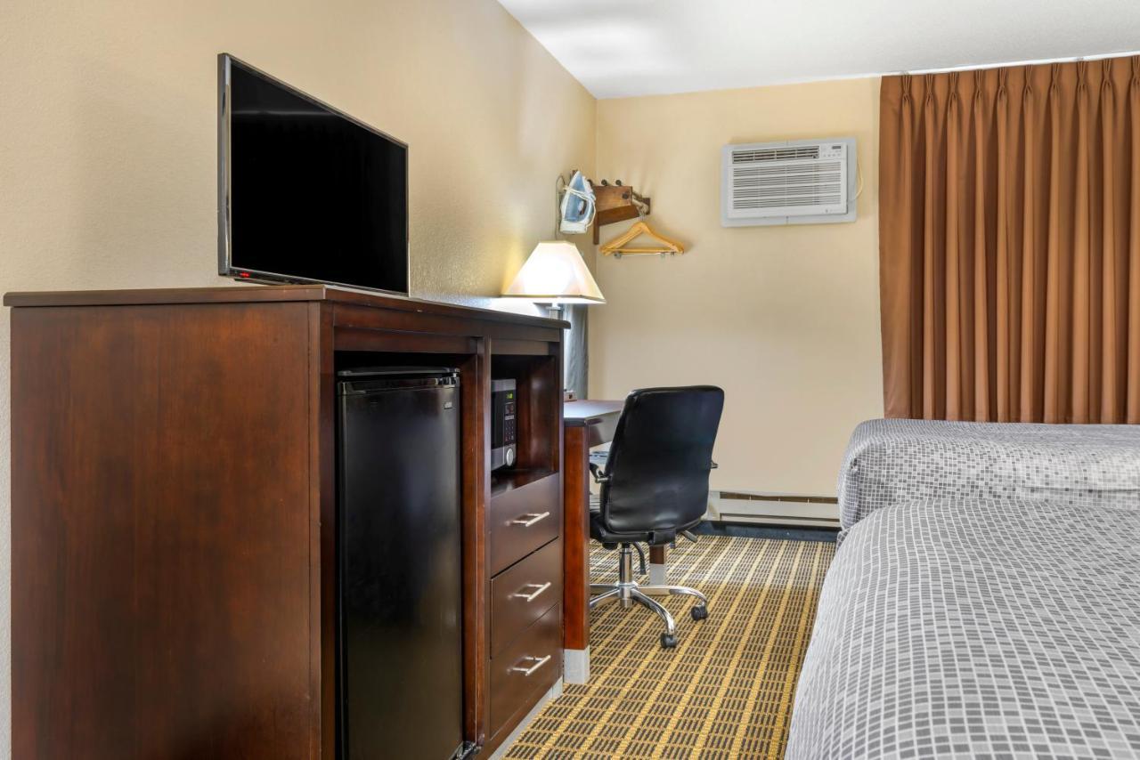 Double Room Two Double Beds Non-Smoking