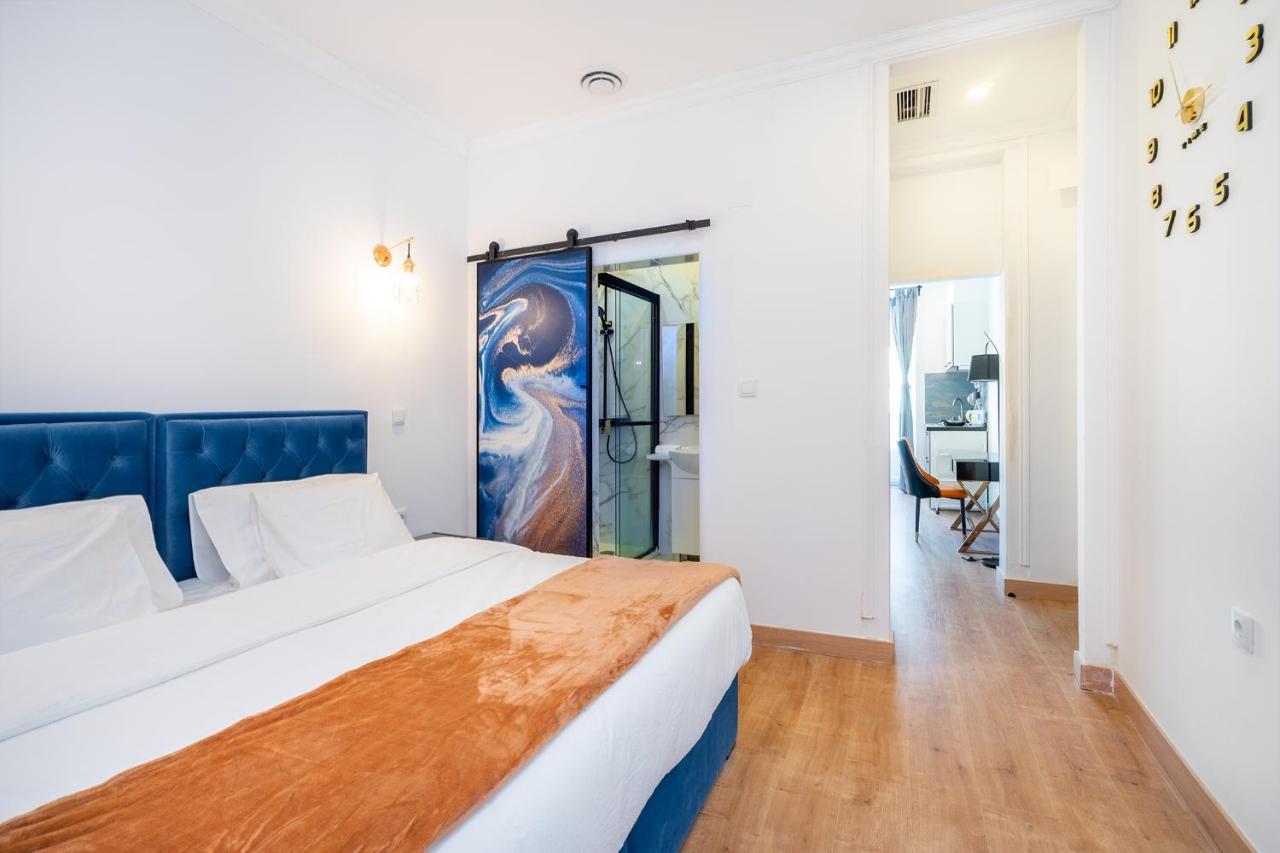 Family Suite Interior View