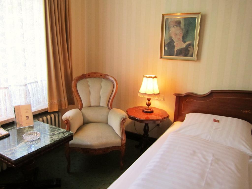 Single Room