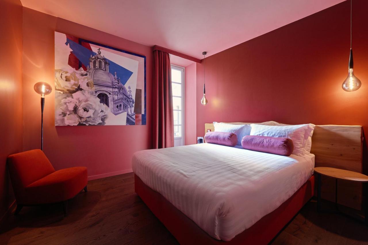 Deluxe Double or Twin Room City View