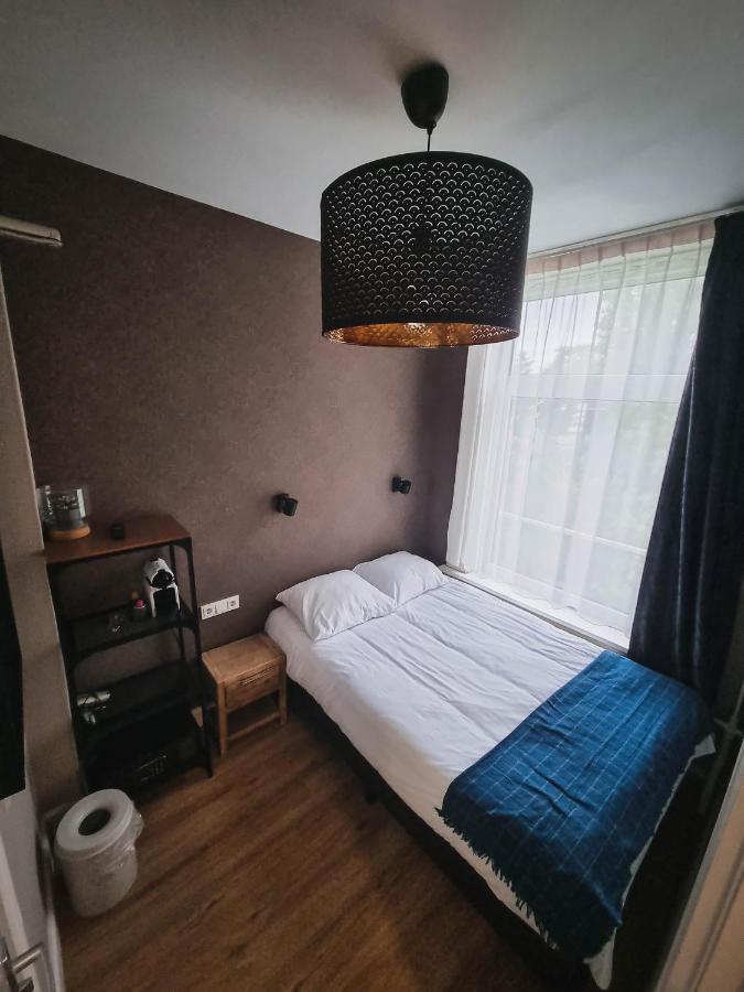 Small Double Room,1115993682:JPEG