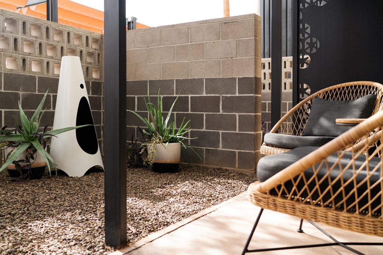 Deluxe King Room Fire Pit Patio Disability Access