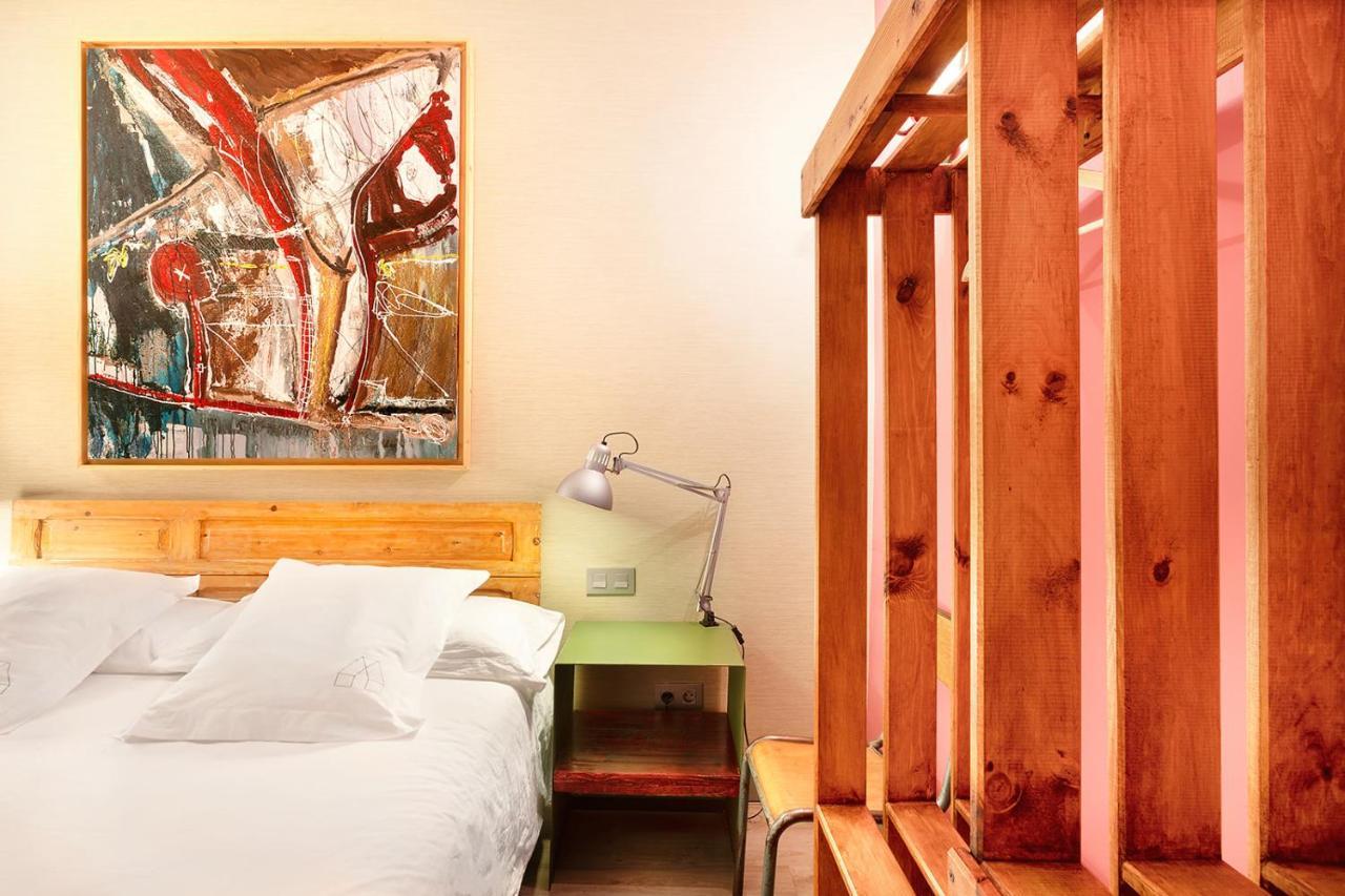 Twin or Double Room Interior