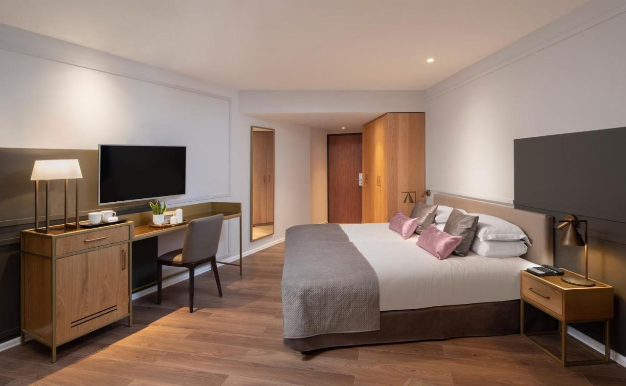 Chambre Deluxe Double ou Lits Jumeaux