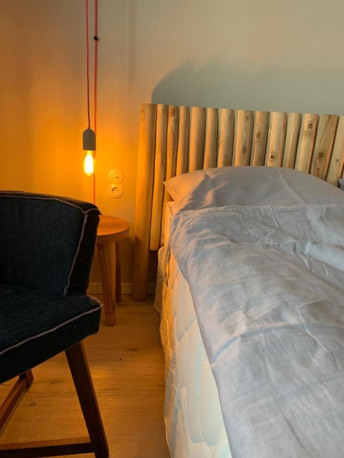 Doppelzimmer mit Balkon