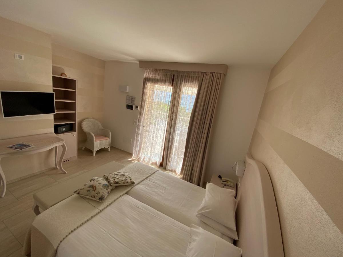 Twin Room Terrace Annex
