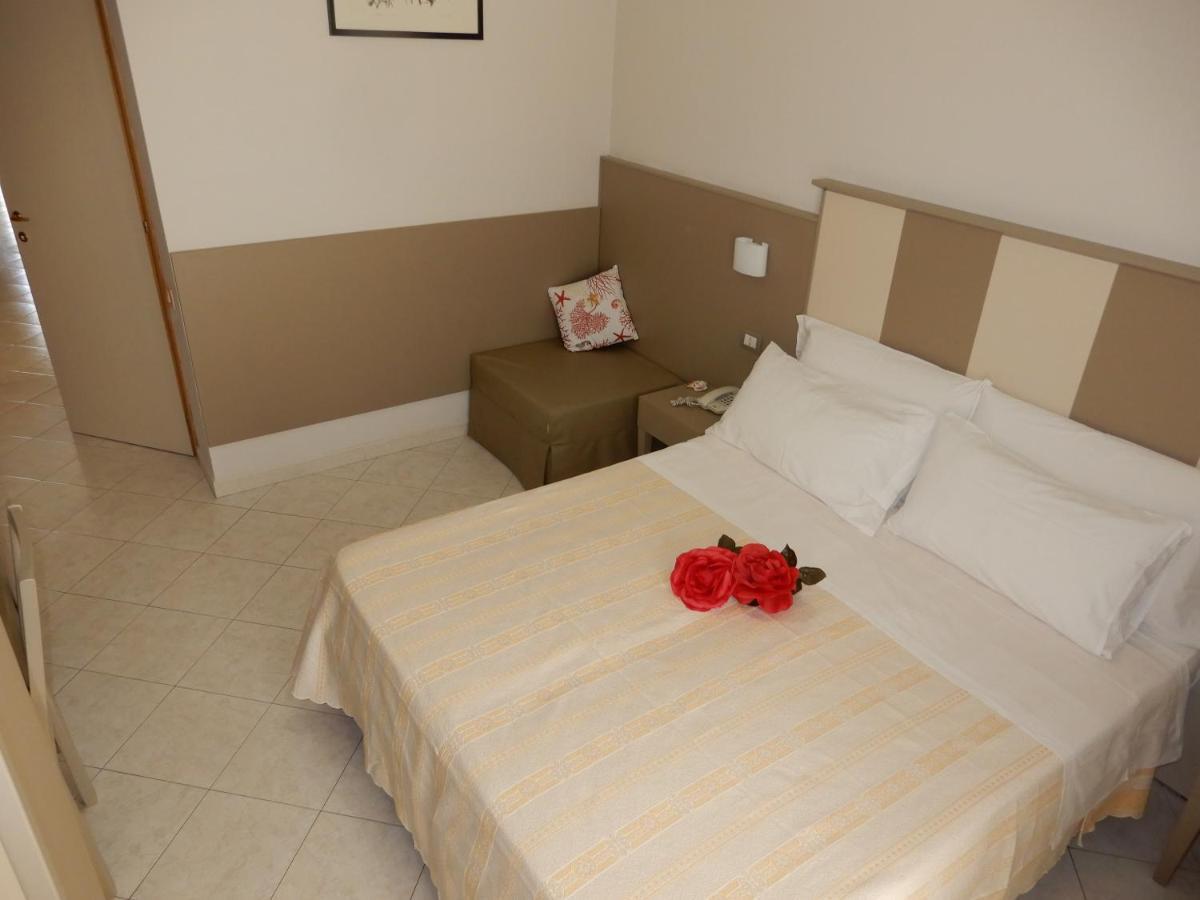 Double or Twin Room Balcony