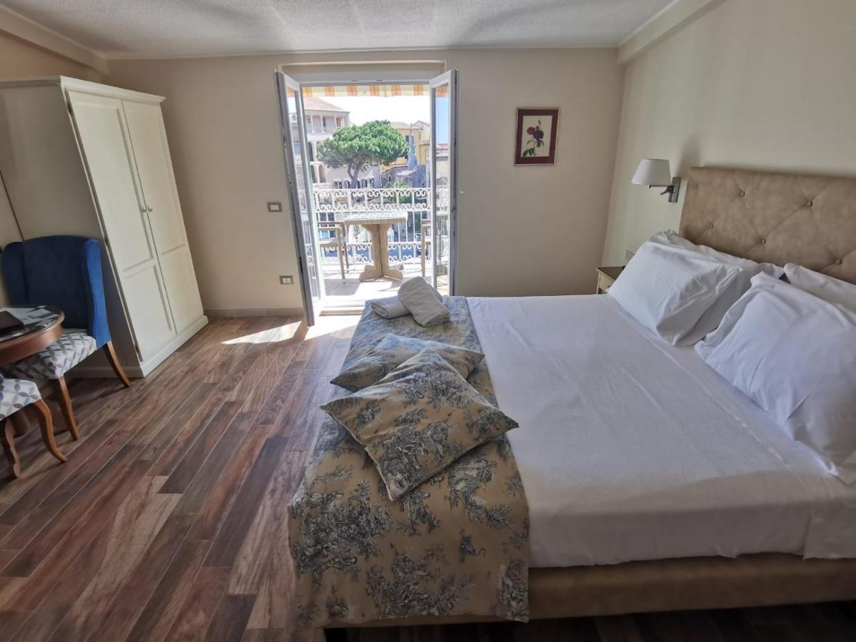Double Room Balcony Sea View