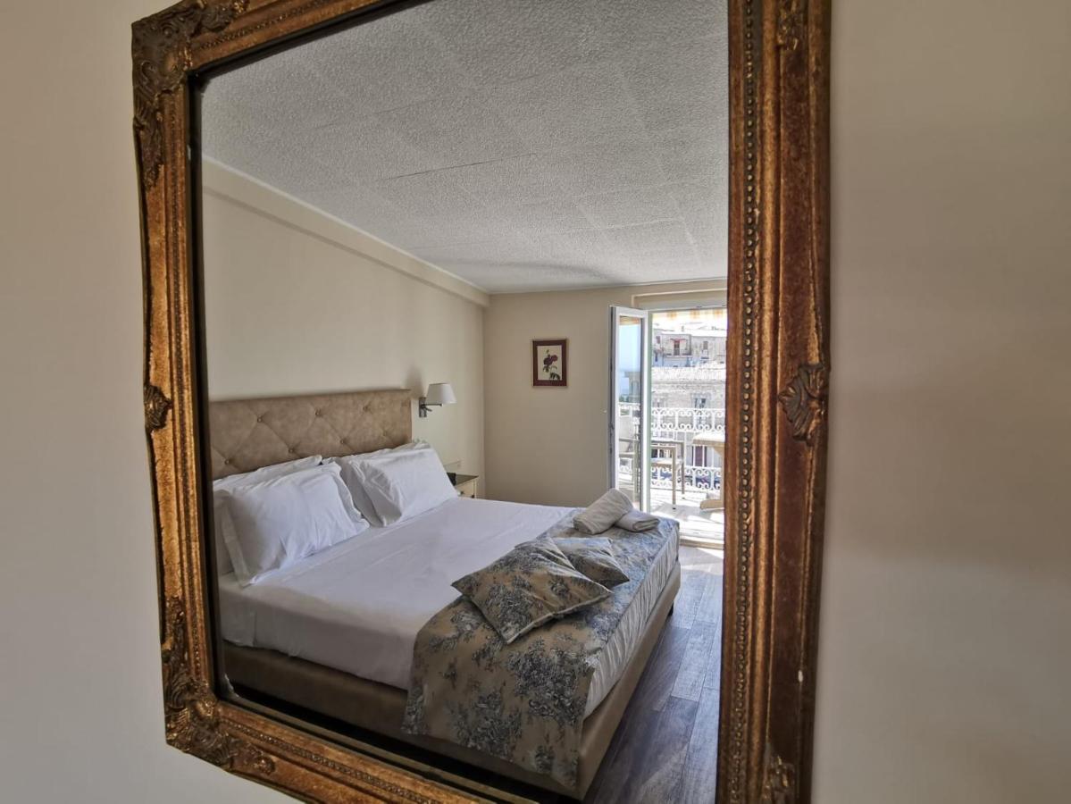 Double Room Balcony Sea View