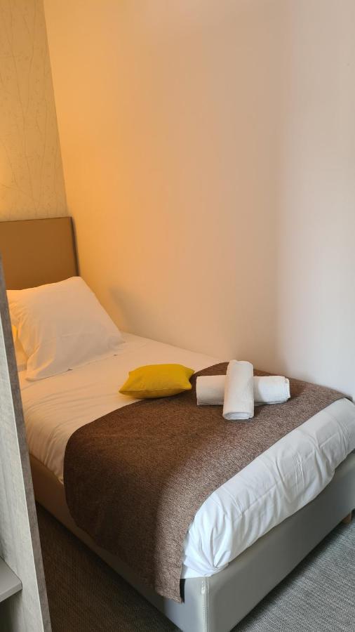 Economy Single Room,1113545631:JPEG