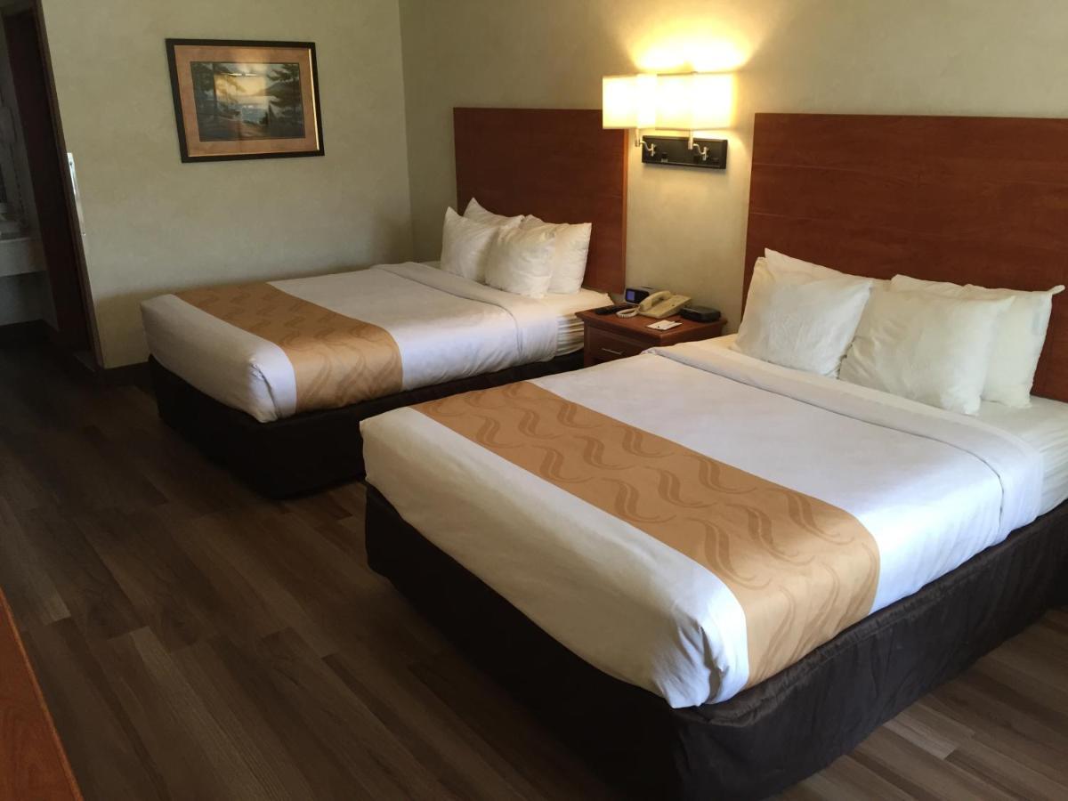 Queen Room Two Queen Beds Non-Smoking