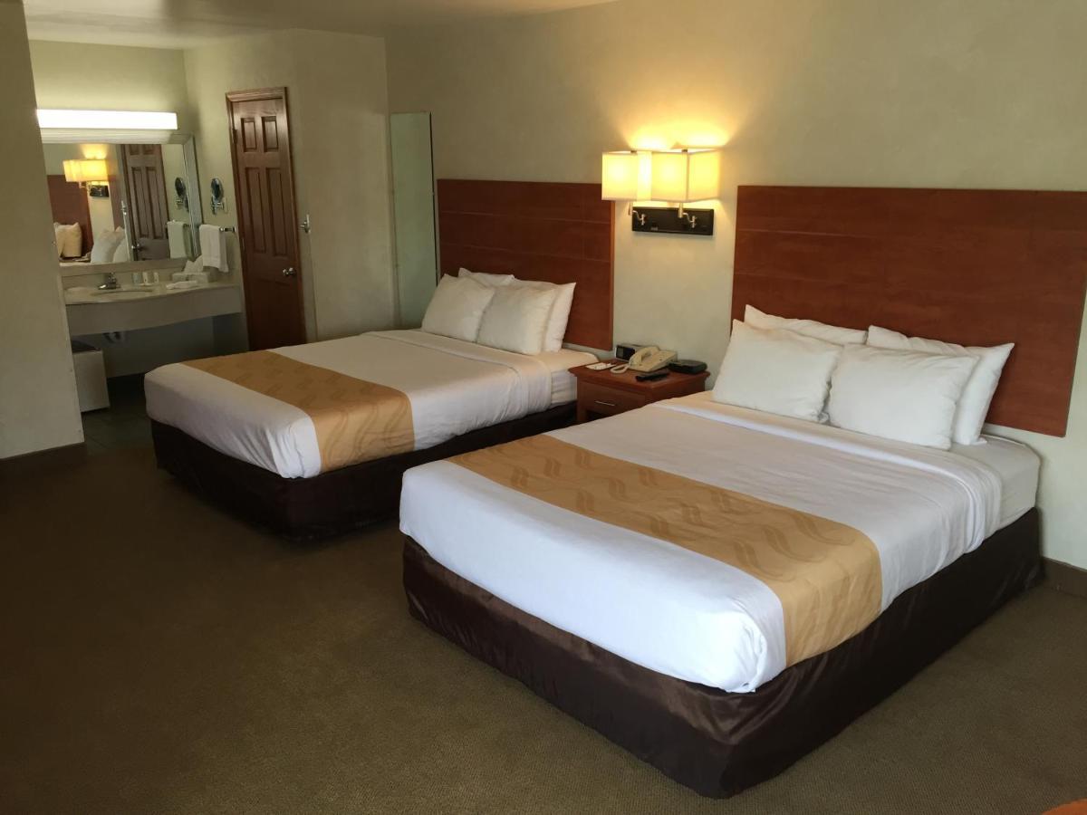 Queen Room Two Queen Beds Non-Smoking