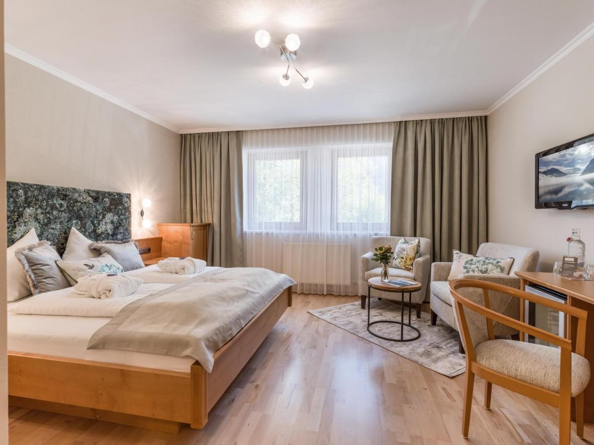 Standard Double Room,1115165142:JPEG