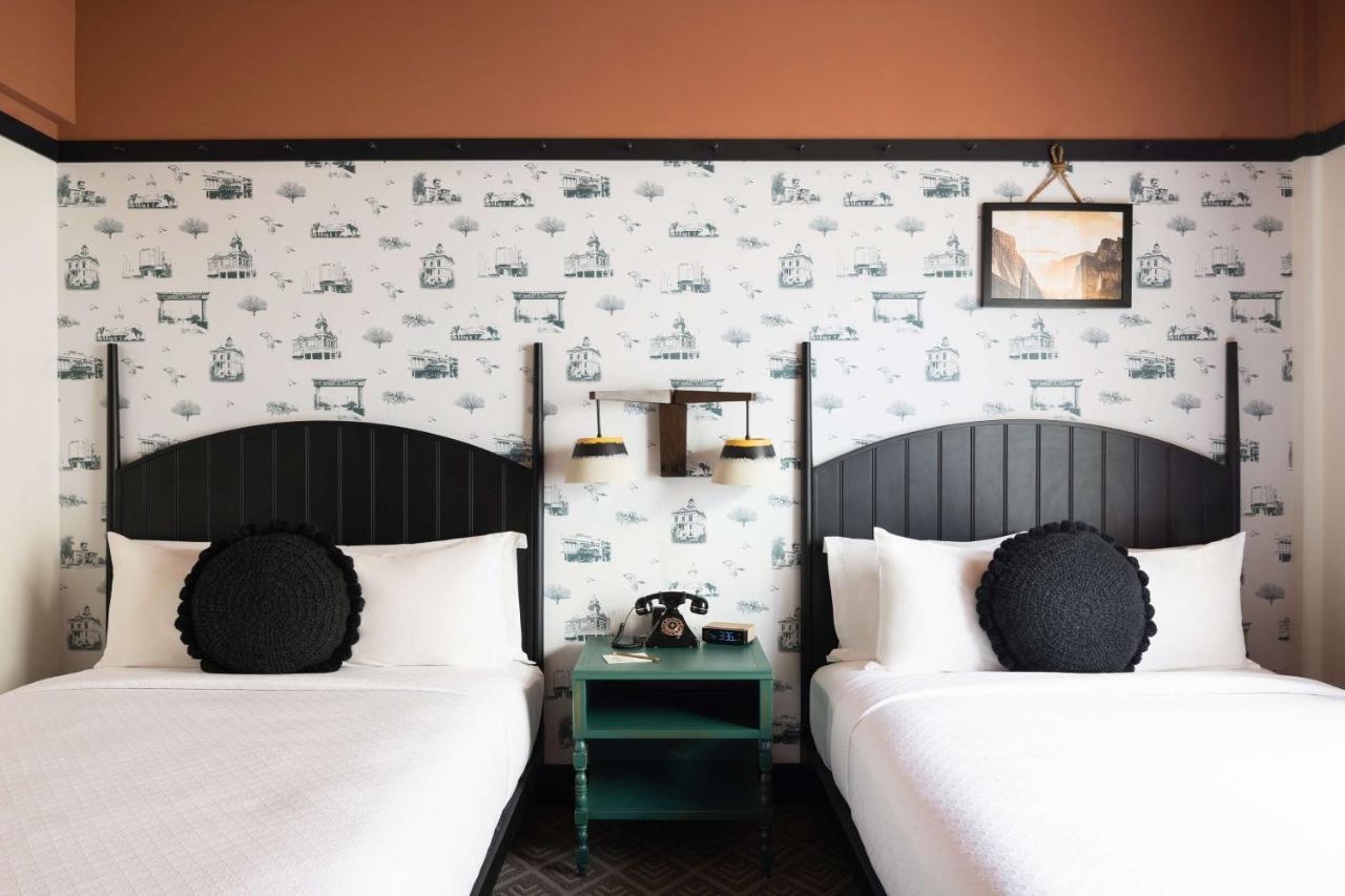 Deluxe Queen Room Two Queen Beds
