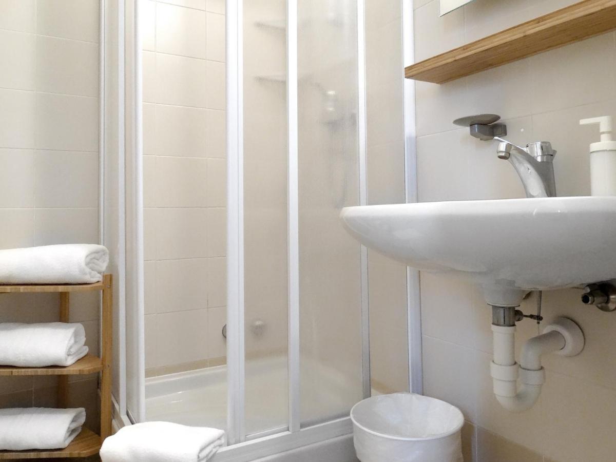 Double Room Private Bathroom
