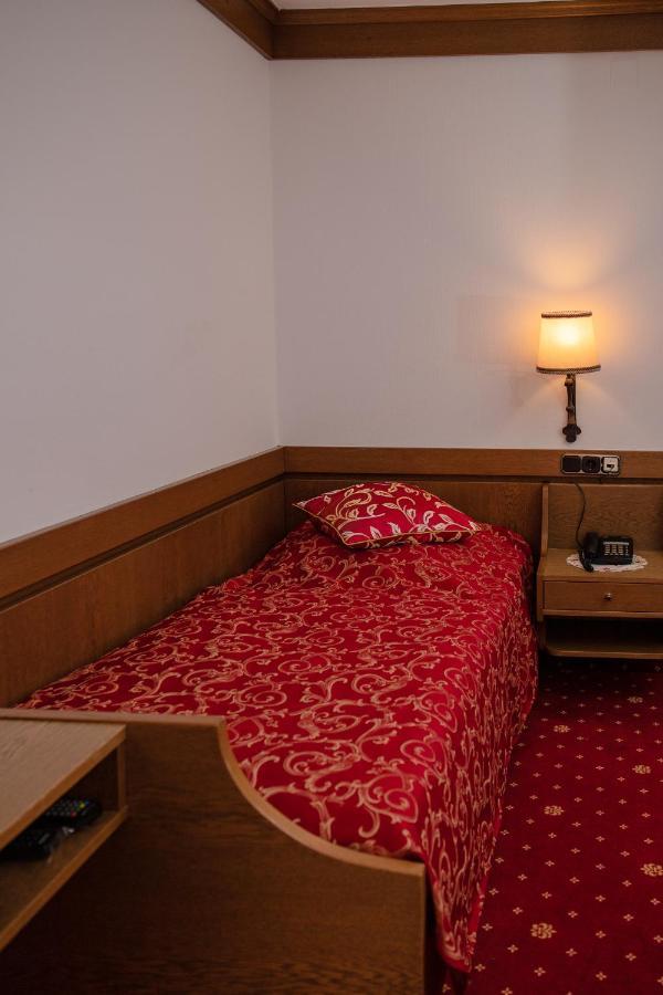 Single Room Balcony