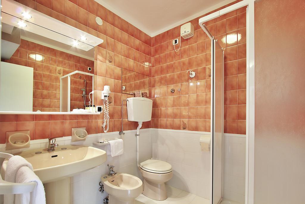 Two-Bedroom Apartment,1153692927:JPEG