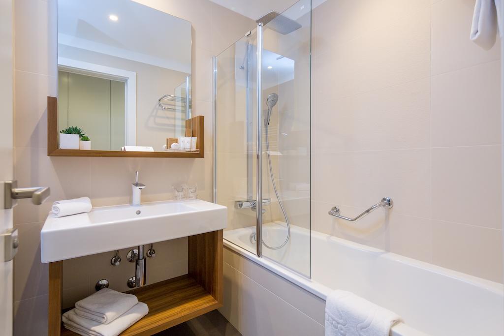 Deluxe Doppel- oder Zweibettzimmer mit kostenfreiem Zugang zum Spa