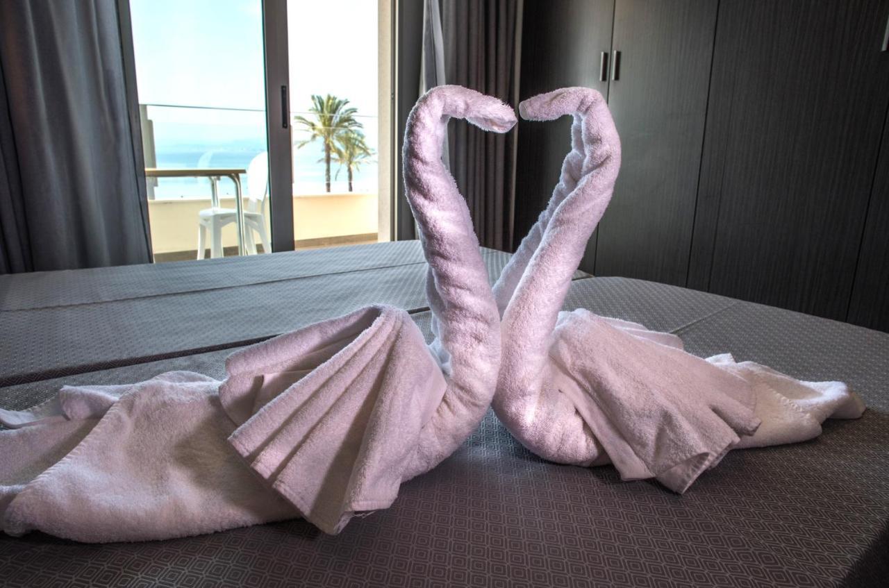 Double or Twin Room Sea View