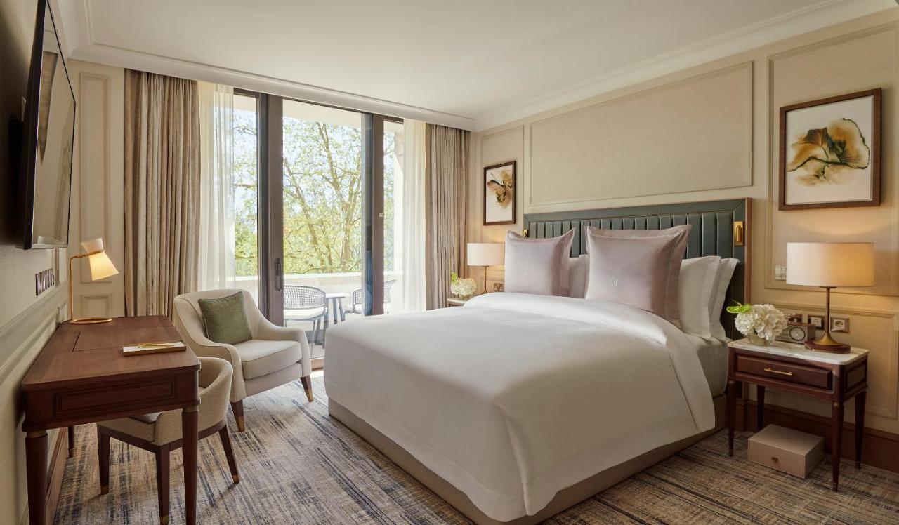 Garden Suite exclusive access to Cadogan private gardens