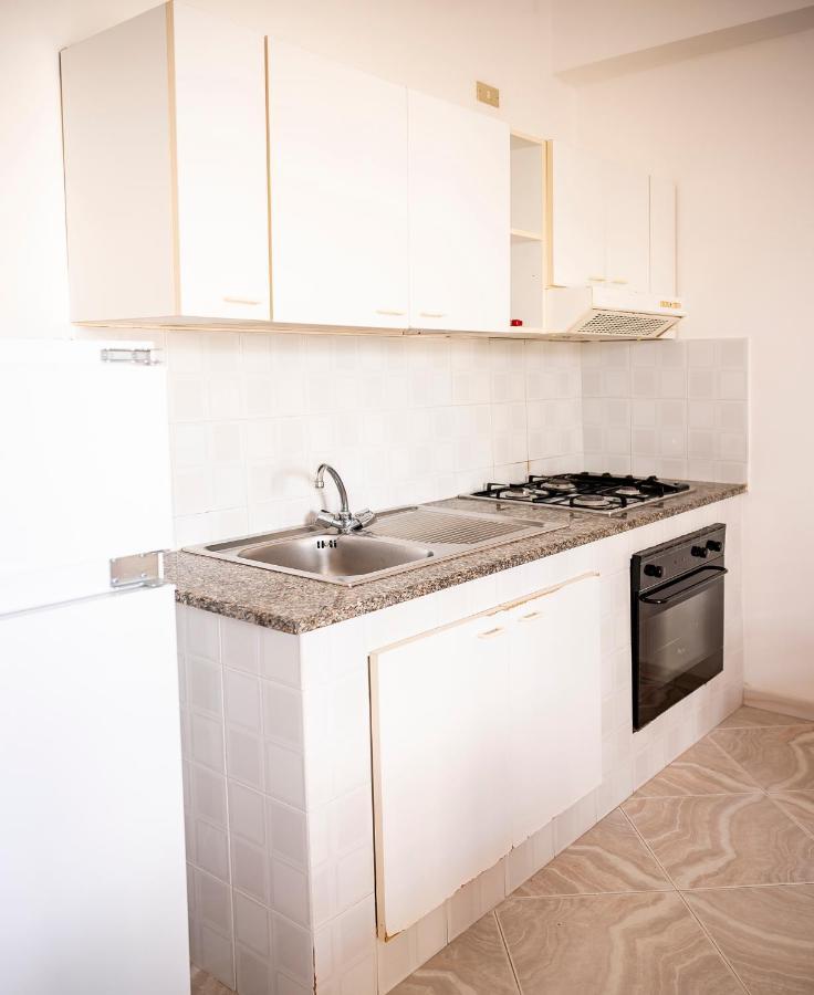 One-Bedroom Apartment,1121375181:JPEG