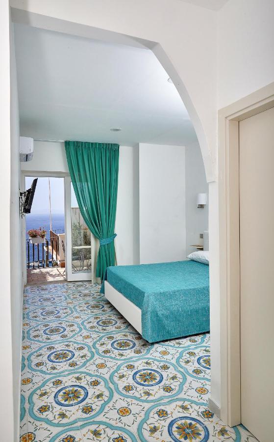Quarto Duplo com Terraço