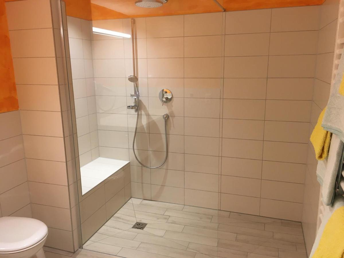 Triple Room Shower