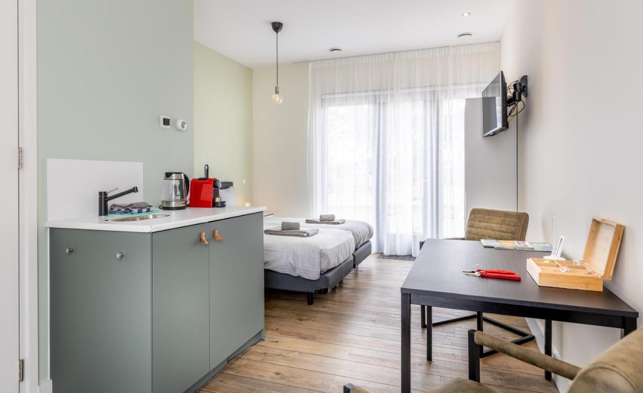 Deluxe Double or Twin Room City View